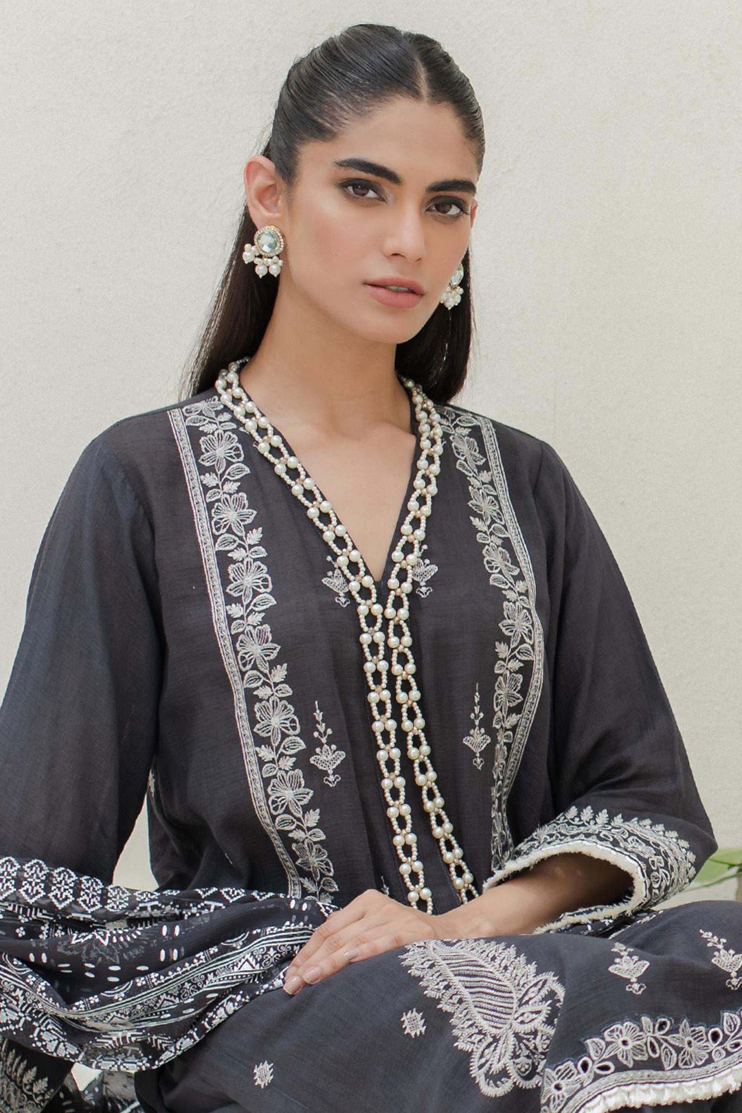 Zellbury Embroidered Shirt Shalwar Dupatta - Grey - Slub Lawn Suit - 0700 Signature Lawn Collection 2024